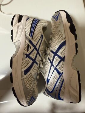 Asics White and Blue Kids Mesh Running Sneakers